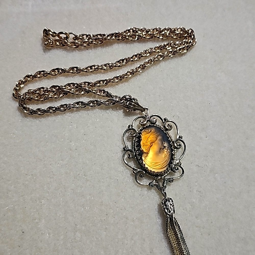 Cameo necklace